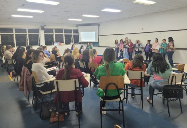 Secretaria de Educação promove Formação aos Professores de Educação Básica sobre o Ensino Colaborativo