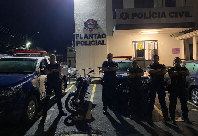 Guarda Municipal de Itapetininga localiza moto roubada e prende suspeitos na vila Sotemo