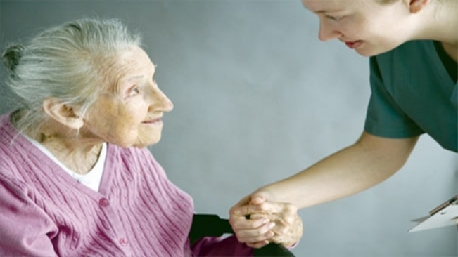 Prefeitura promove curso profissional para proteção e atendimento ao idos