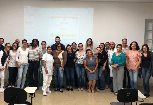 Capacitação de profissionais da área da saúde no combate ao mosquito transmissor da dengue