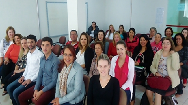 Professores das Salas de A.E.E. assistem palestra do CEPREVI