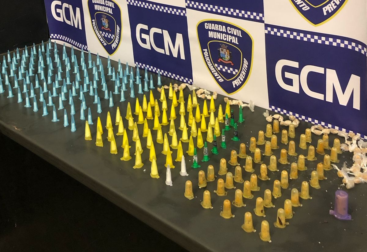 Mulher é presa pela GCM com mais de 130 porções de entorpecentes em Itapetininga